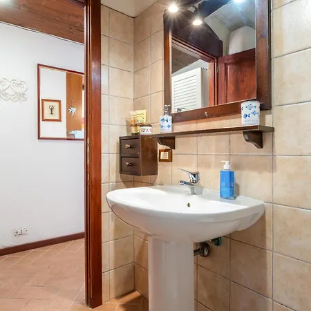 Beach Room Apartment *